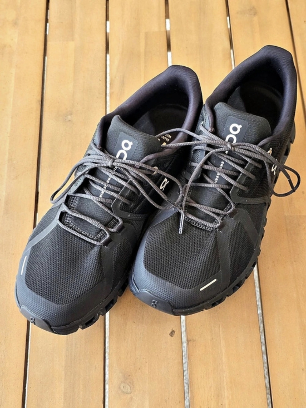 On Cloudrunner 3 All Black Men’s Running Shoes Size 9.5 NWOT